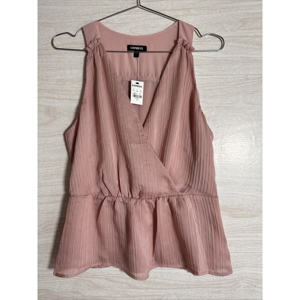 NWT dusty pink Express peplum top Pleated Textures Sz S